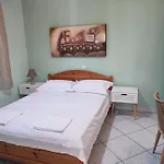 Melina 1 * Κοίνυρα